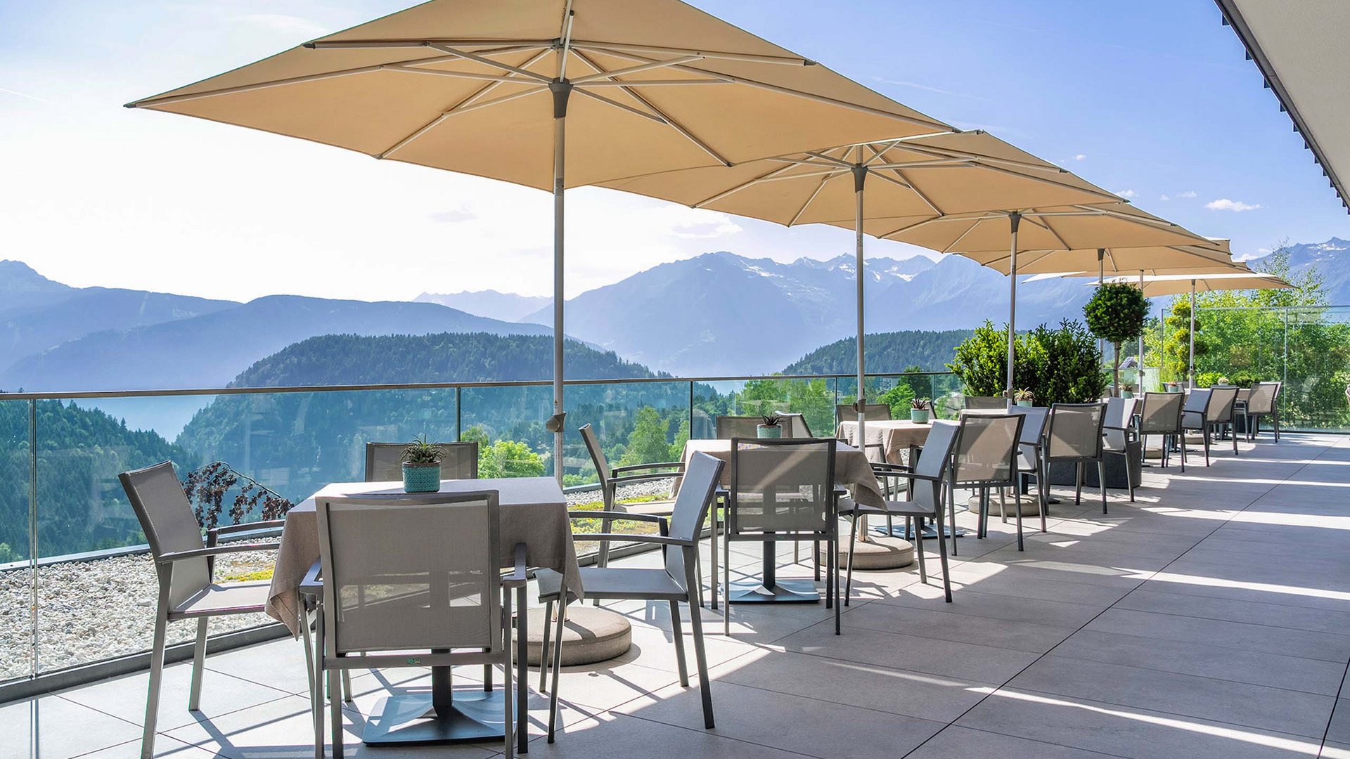 Hotel Avelina: Panoramahotel in Südtirol Hotel Avelina: Panoramahotel in Südtirol