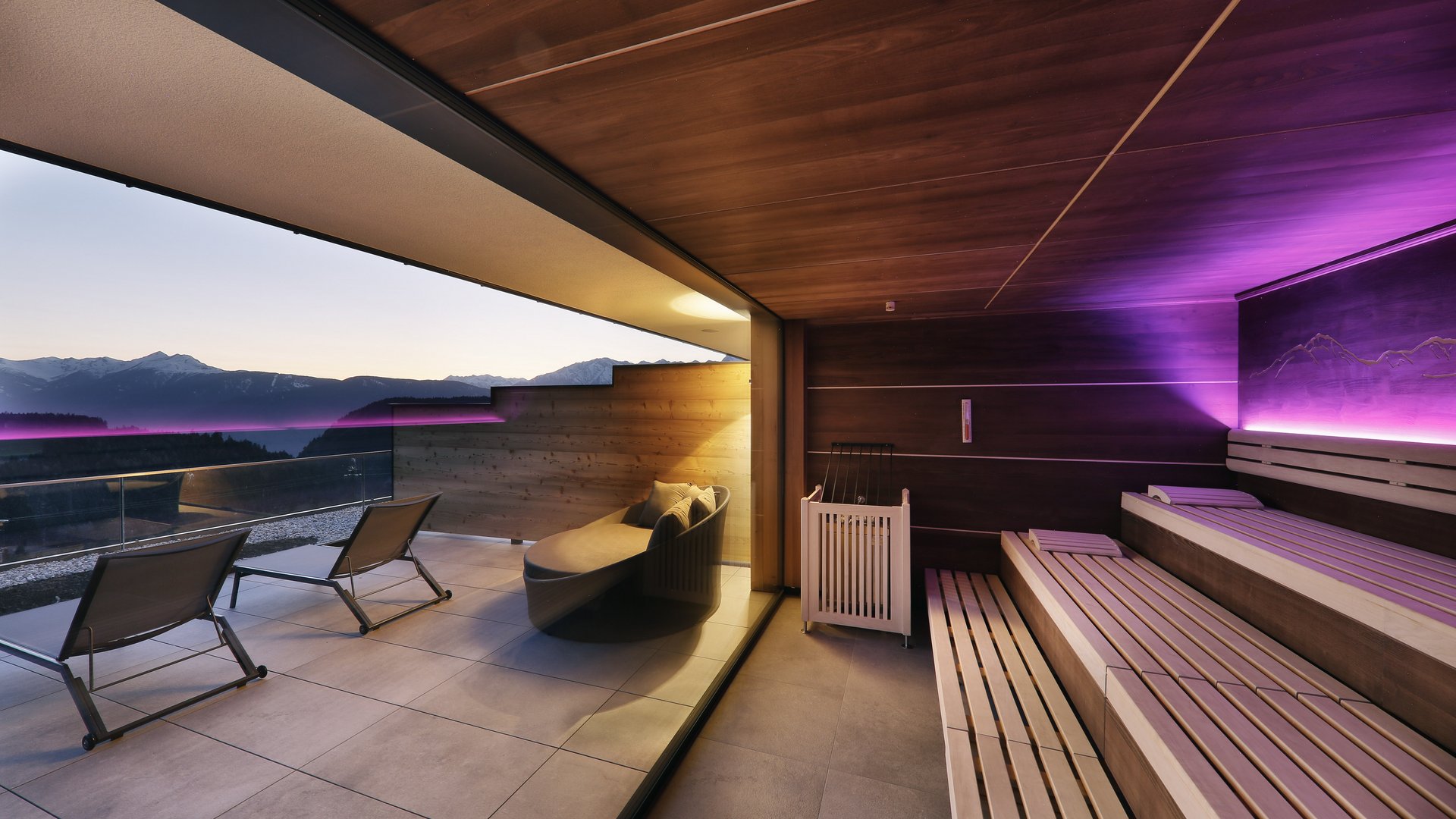 Hotel Avelina: Hotel mit Infinitypool in Südtirol Hotel Avelina: Hotel mit Infinitypool in Südtirol